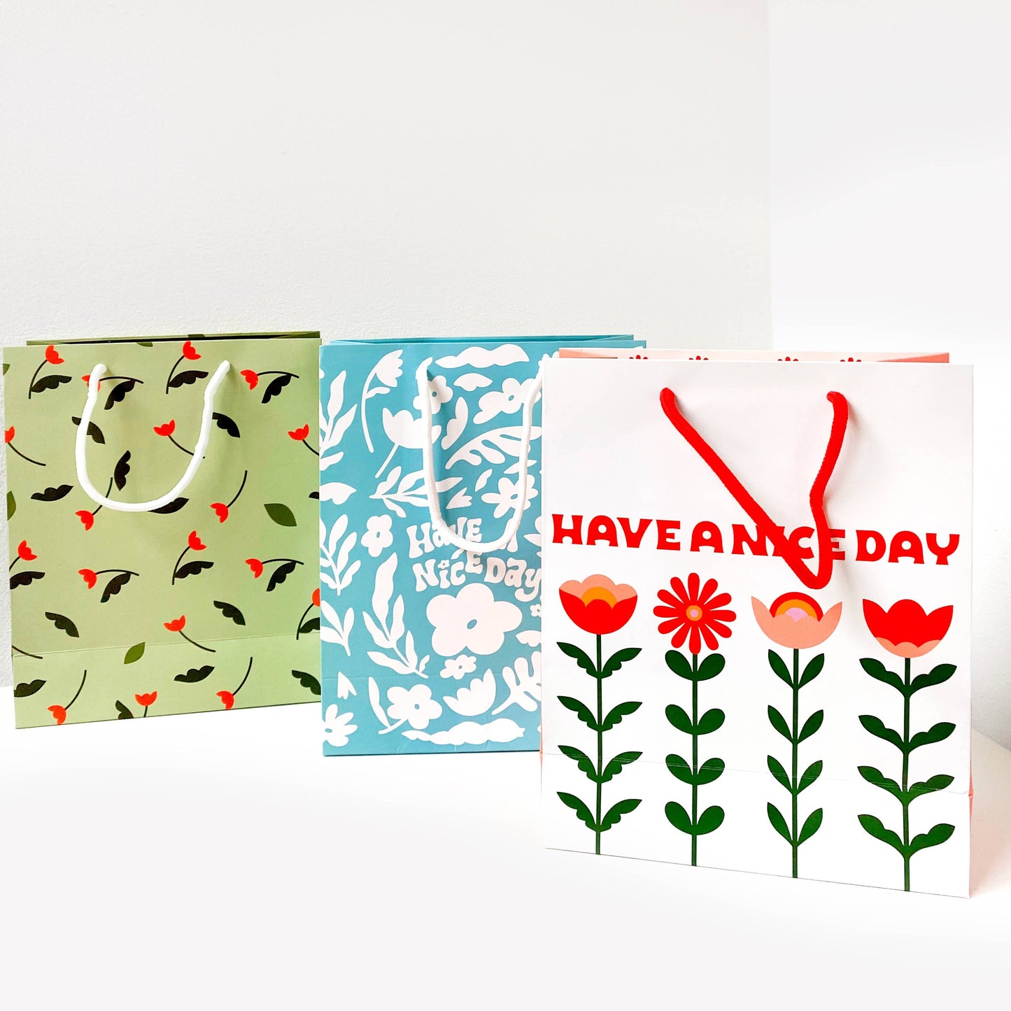 Have A Nice Day Holiday Flower Gift Bag A4
