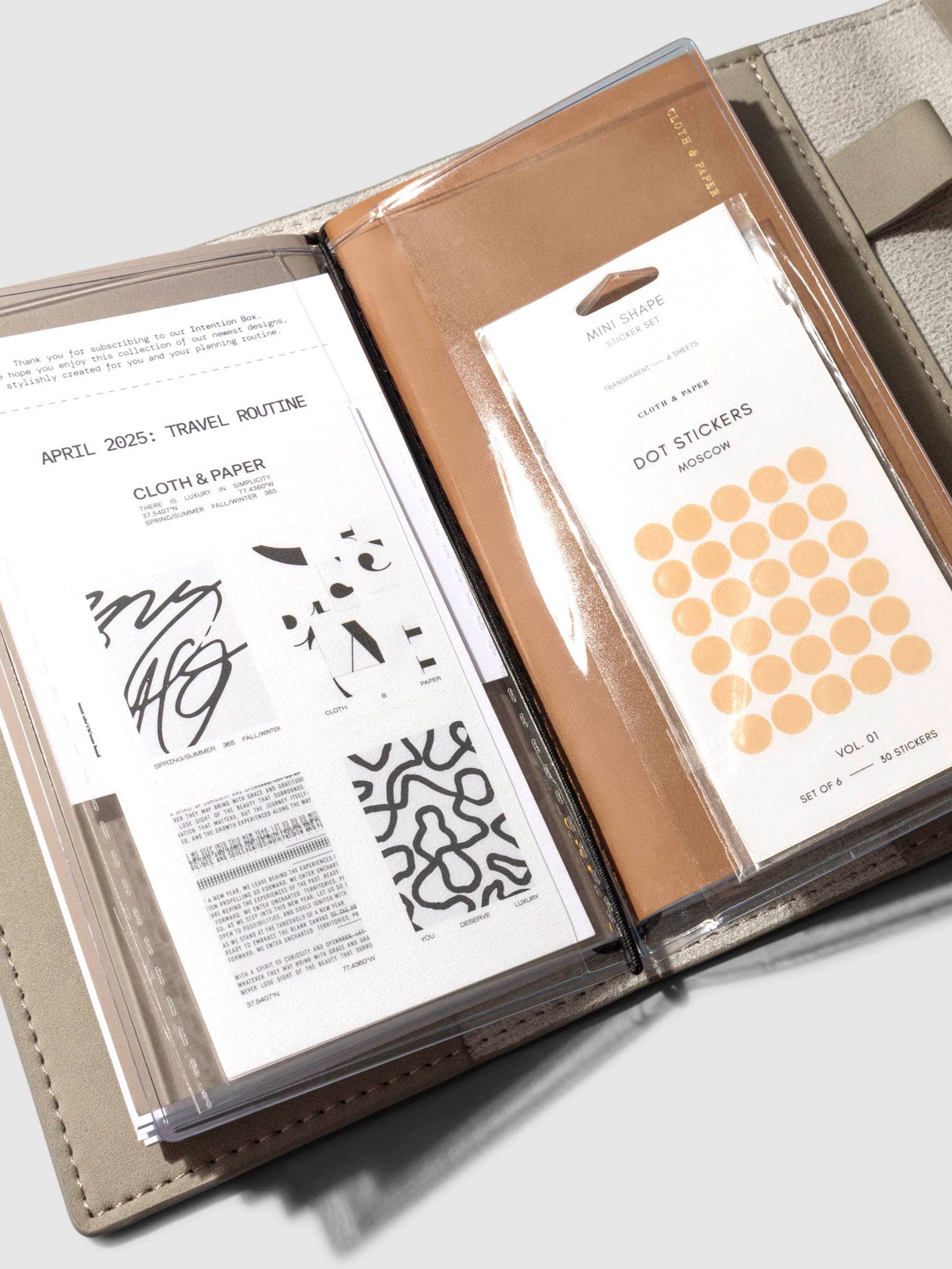 Cloth & Paper Crystal Clear Credit Card Holder | Pocket Plus