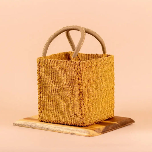 Shiseihanbai Handbag Hemp Square Handbag in Tan