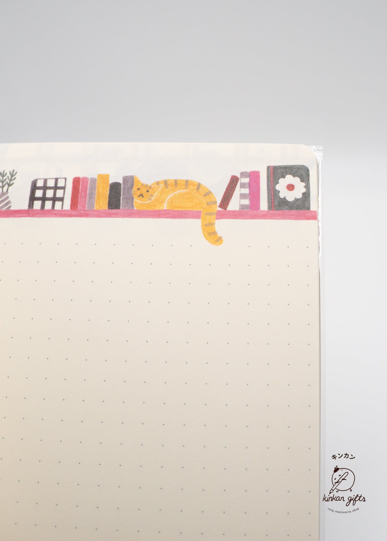 JPT Journals Midori Yuru Log Notebook - B6 - MD Cream - 5 mm Dotted - Cat