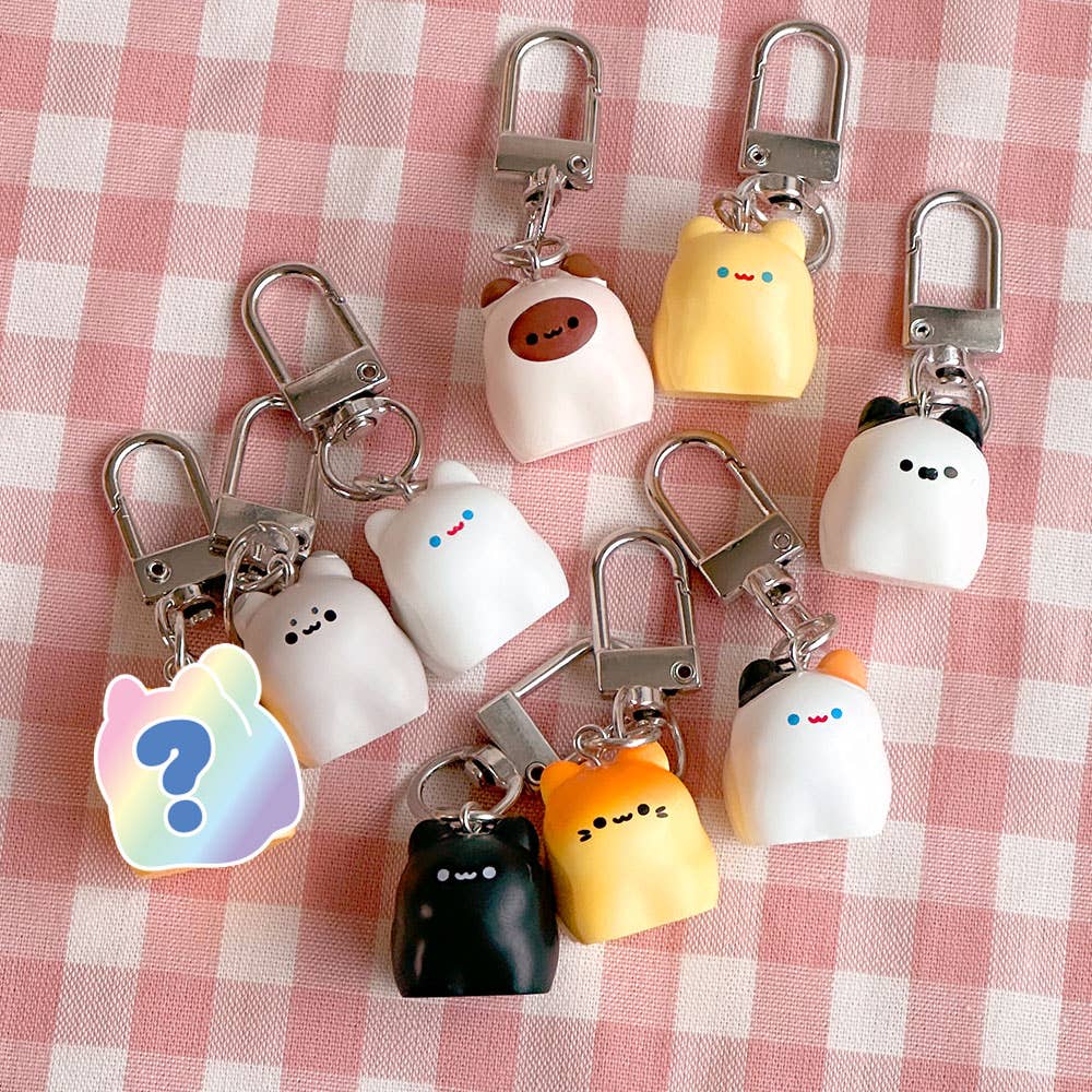 K-Wonderland Kawaii Bread Cat Keychain – Mystery Blind Box