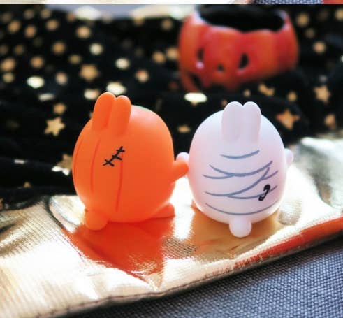 K-Wonderland Molang Random Figure – Halloween Special Edition