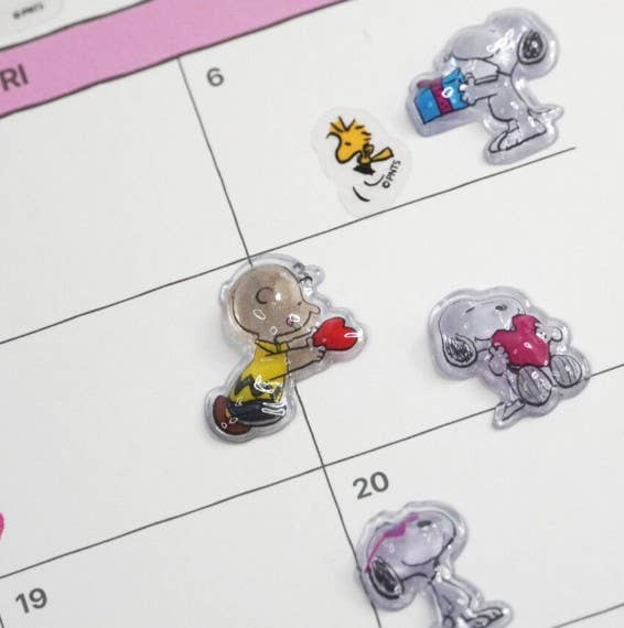 K-Wonderland Snoopy’s Daily Life-Red PEANUTS 3D Crystal Sticker – BonBon Drop Snoopy
