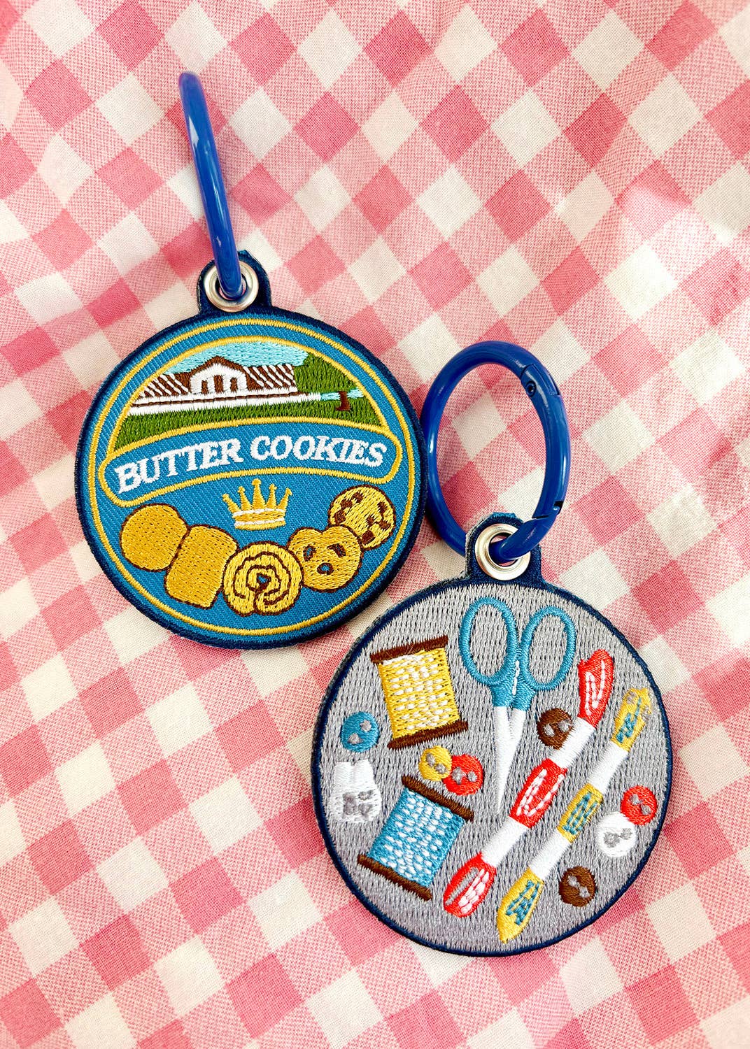 Maobabie Butter Cookie Tin Embroidered Keychain