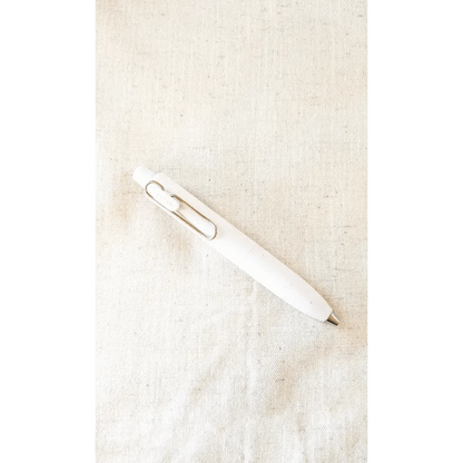 MDS Co.,Ltd. Pens Uni-ball ONE P - Speckled- 0.5mm - Mitsubishi Pencil