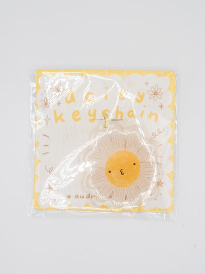 Okeya Stationery Co. Keychains Daisy Keychain - Okeya Stationery Co.
