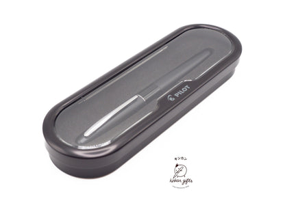 PILOT Black / Fine PILOT Metropolitan (Fine Nib)