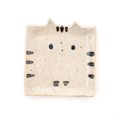 U PLUS INC Handmade Cat Square Plate Set of 3 - Beige