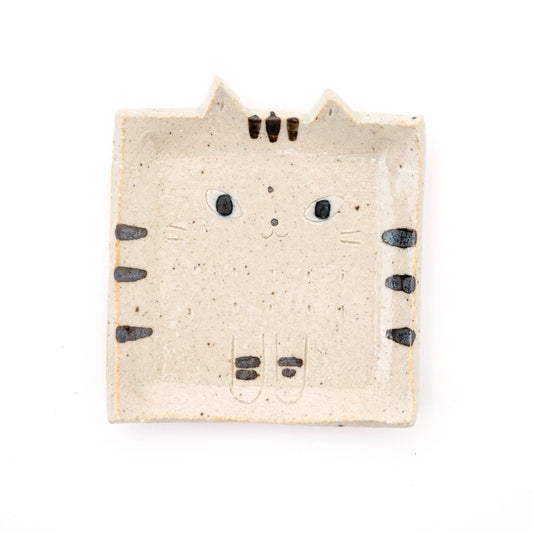 U PLUS INC Handmade Cat Square Plate Set of 3 - Beige