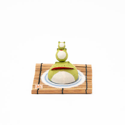 U PLUS INC Ryukodo Paper Mache Frog